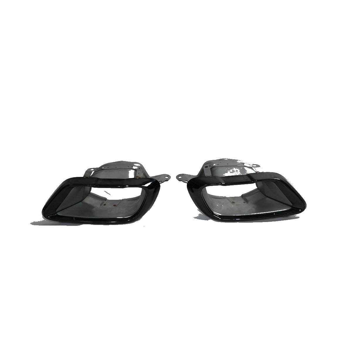 bmw-g05-g06-g07-black-square-exhaust-tips.jpg