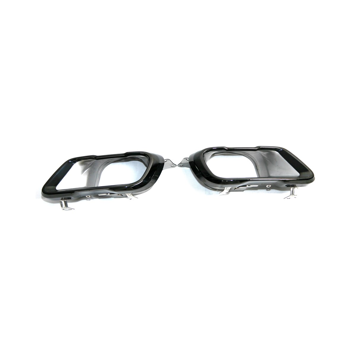 jc-bmw-128-black-exhaust-tips-brackets-top-view.jpg