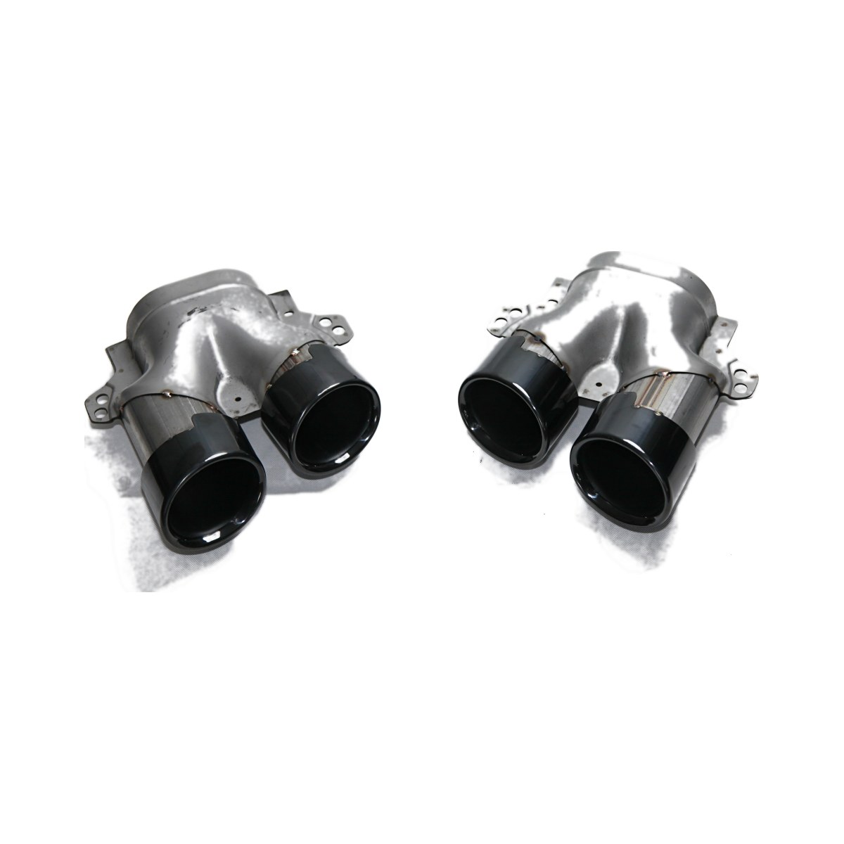 mercedes-w205-c43-split-ellipse-exhaust-tips-black-three-quarter.jpg